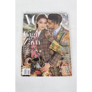 2017' Vogue August Gigi & Zayn Magazine